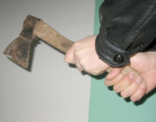 Protagoniştii scandalului cu bâte şi topoare de la Murfatlar, condamnaţi
